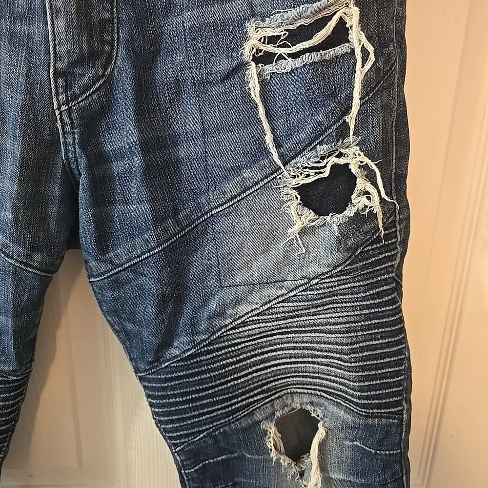 True Religion Geno Relaxed Slim Moto Mens‎ Distressed Blue Jean Shorts Size 32